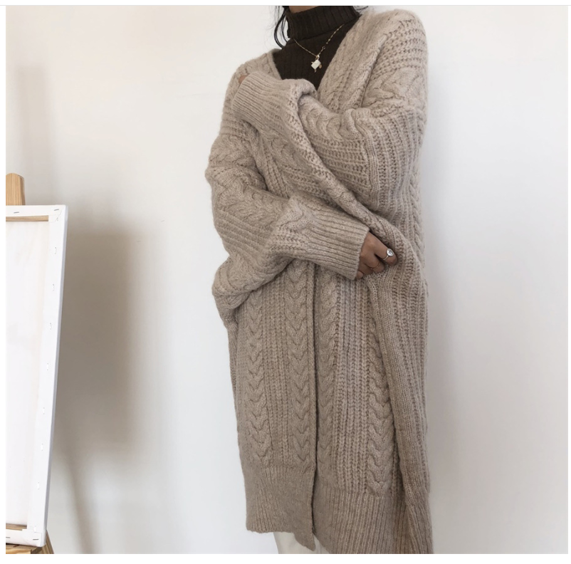 Women's solid color long-sleeved sweater