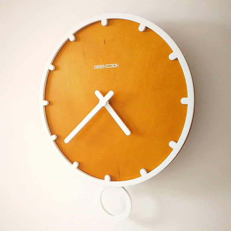 Simple nordic clock
