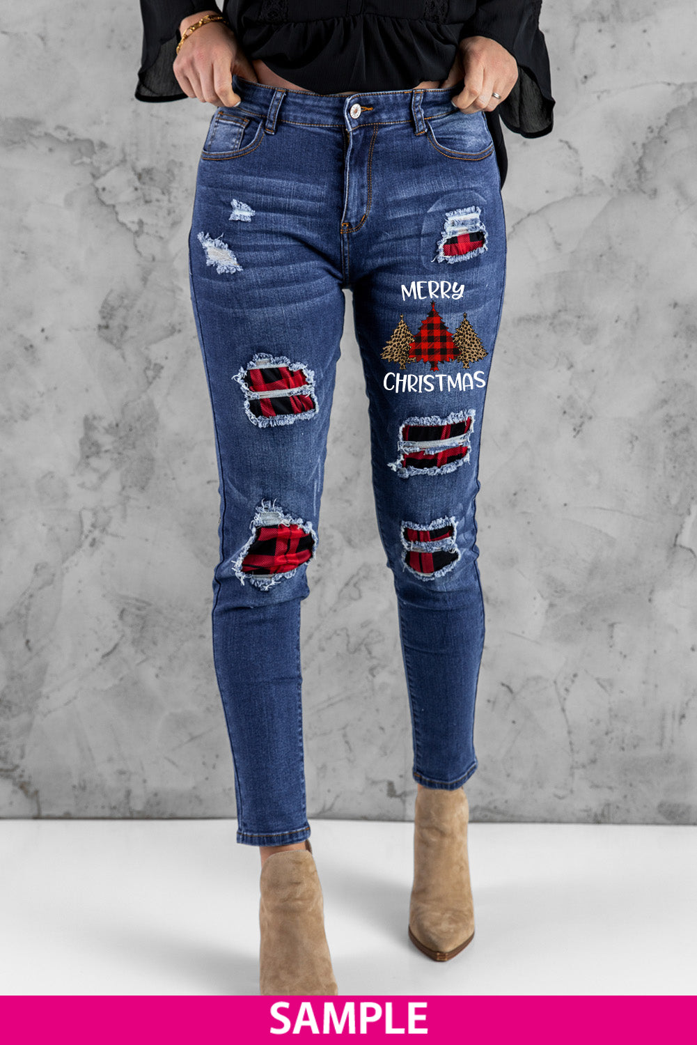 Floral Patch Destroyed Skinny Jeans