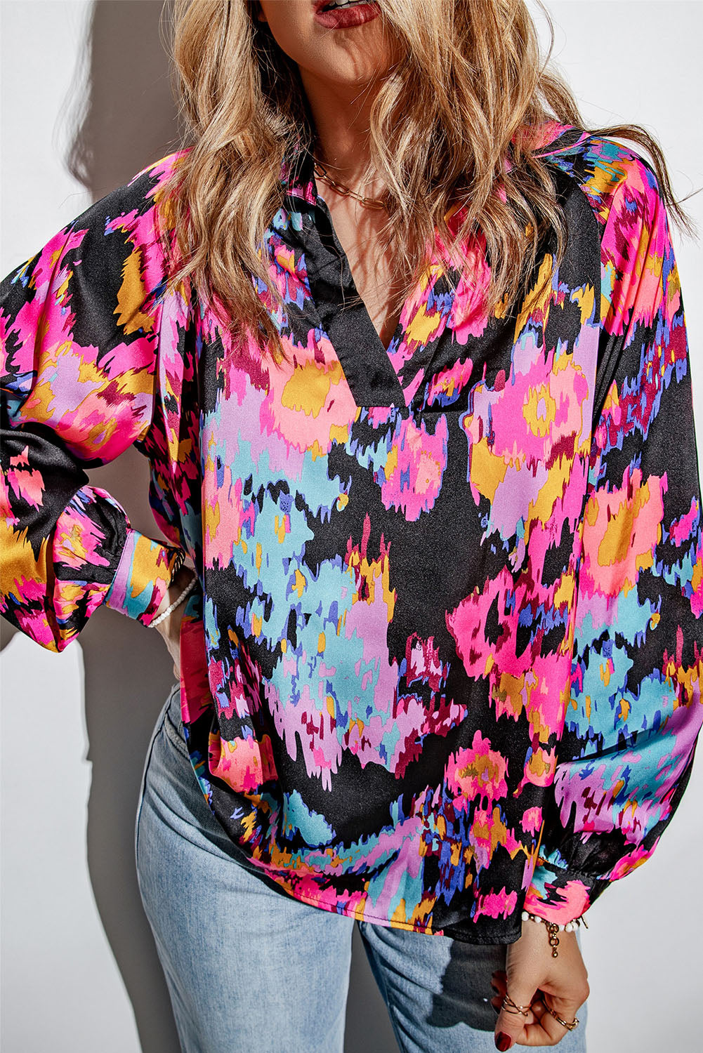 Graffiti Printed V Neck Puff Sleeve Blouse