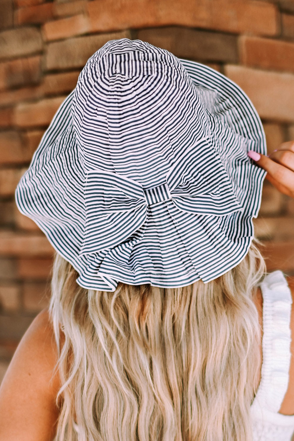 Striped Print Bow Knot Wide Brim Buckle Hat