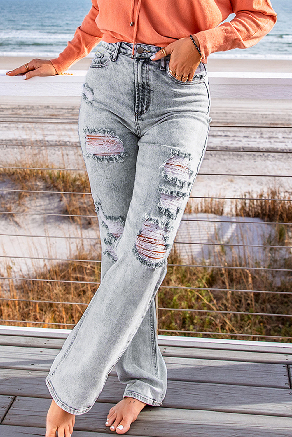 Fading Wash Distressed Casual Jeans