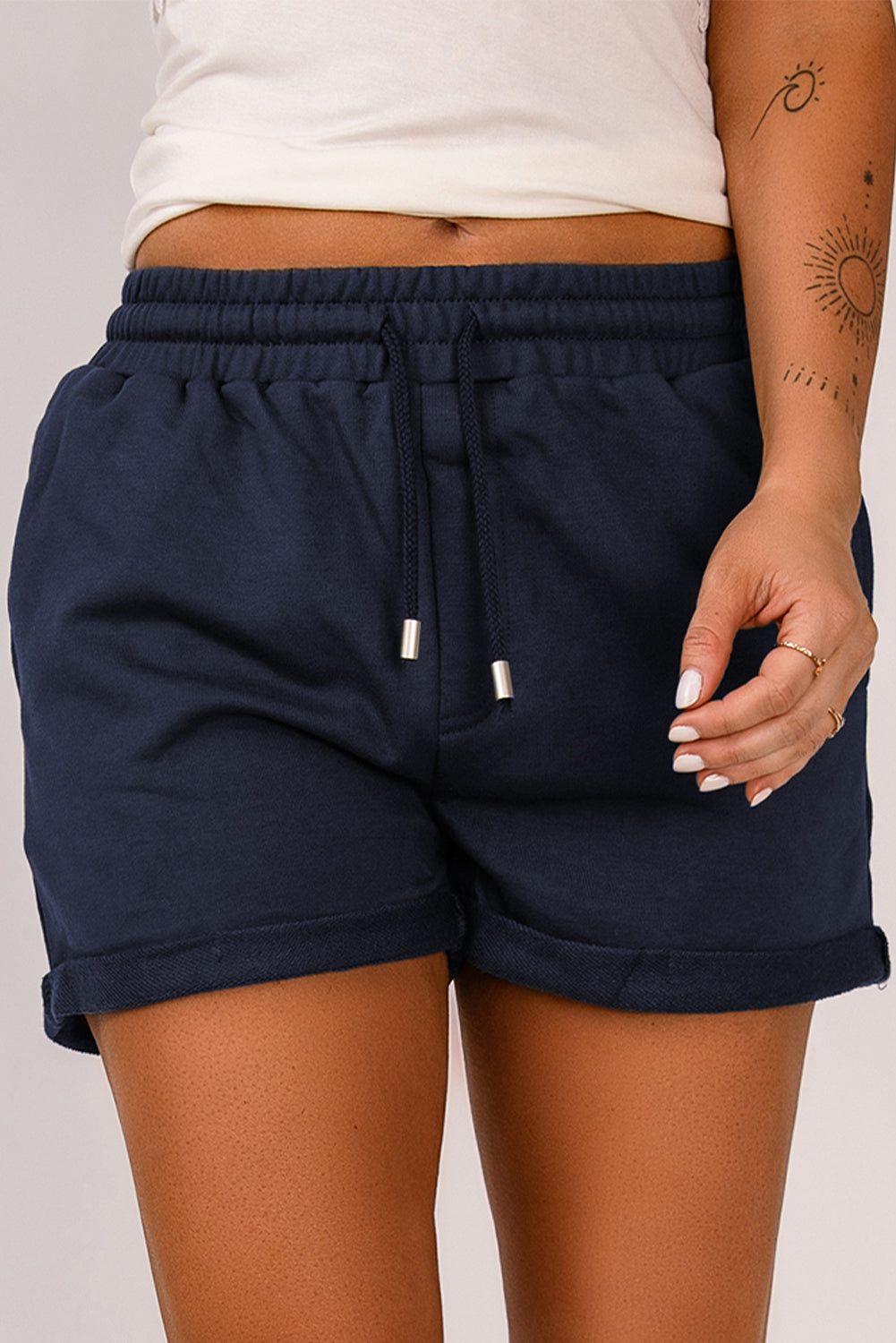 Tie Waist Side Pockets Cuffed Lounge Shorts