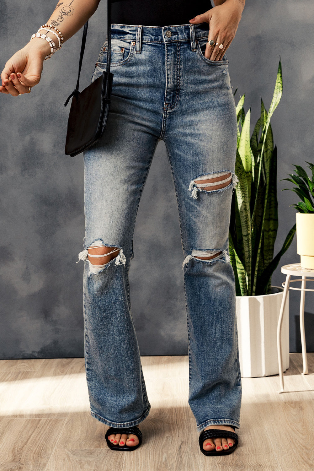 Vintage Wash Open Knee Ripped Jeans