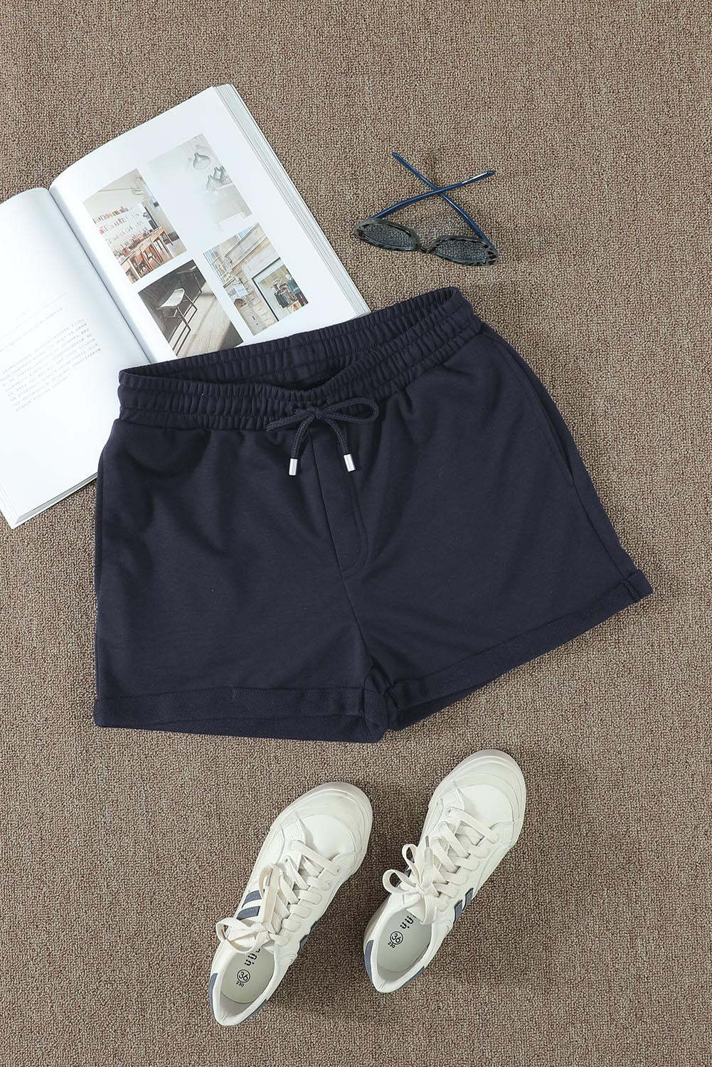 Tie Waist Side Pockets Cuffed Lounge Shorts