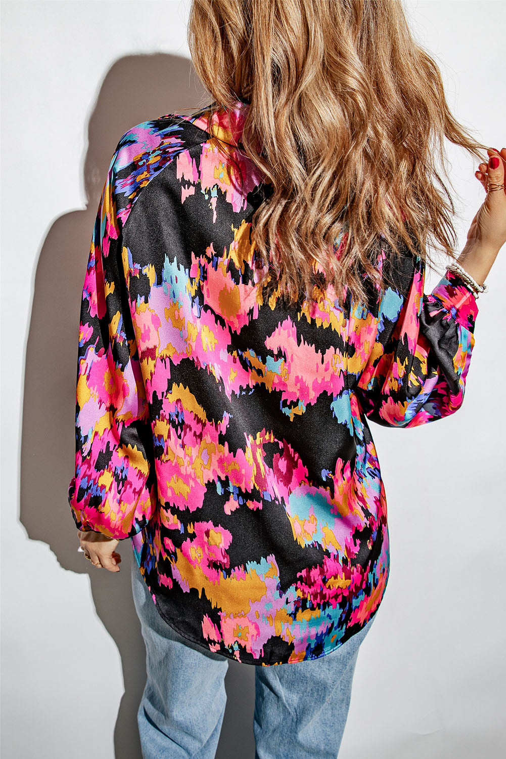 Graffiti Printed V Neck Puff Sleeve Blouse