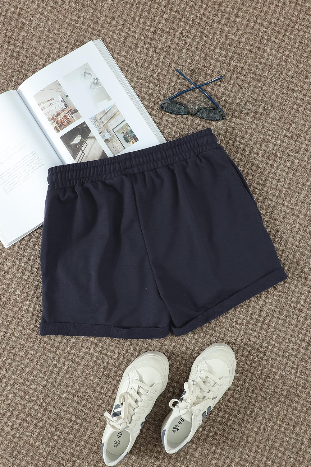Tie Waist Side Pockets Cuffed Lounge Shorts
