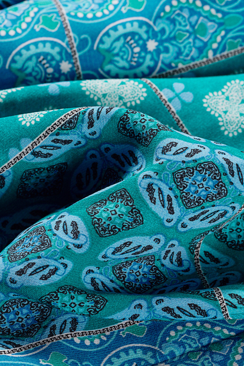 Tiered Paisley Print Pocketed Maxi Skirt