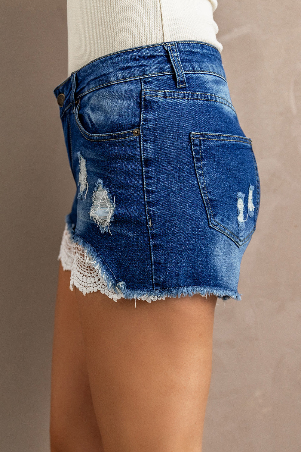 Lace Splicing Distressed Denim Shorts