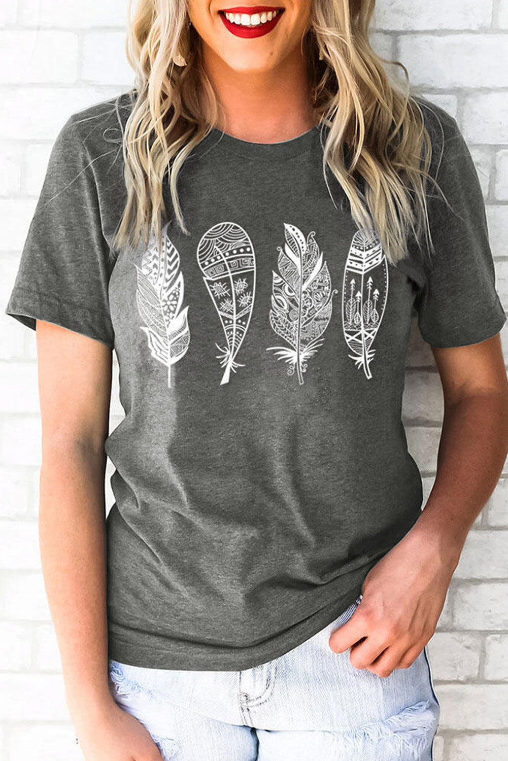 Geometric Feather O-neck T-shirt