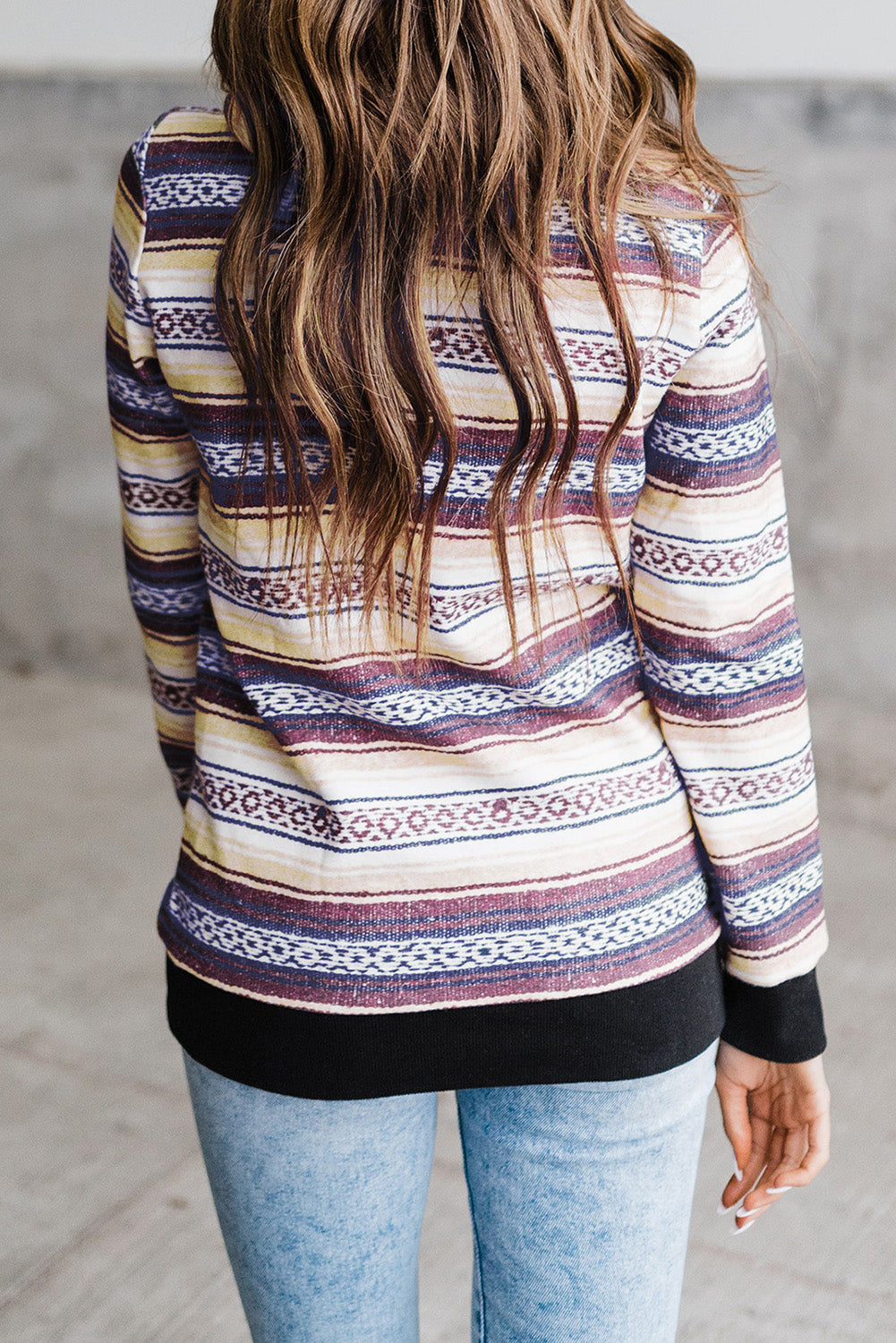 Tribal Pattern Pocket High Neck Pullover Hoodie