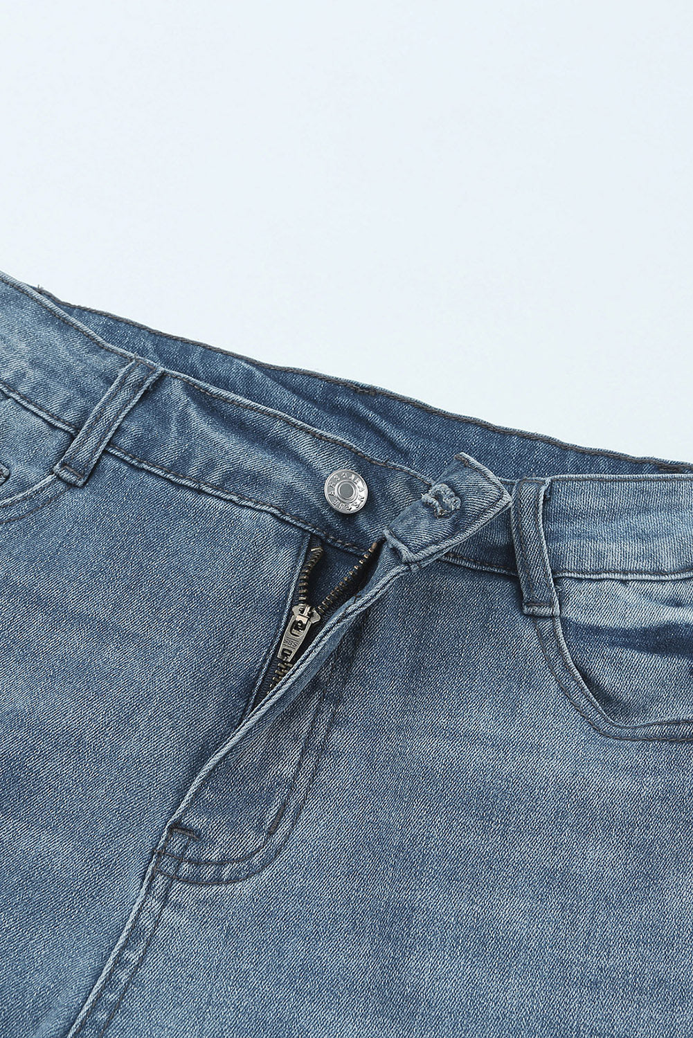 Faded Skinny Jeans with Pockets