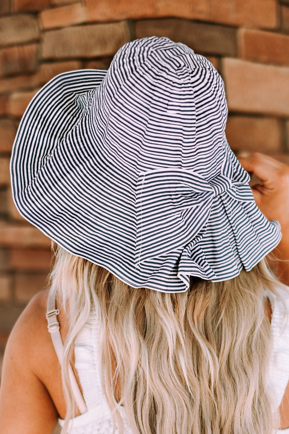 Striped Print Bow Knot Wide Brim Buckle Hat