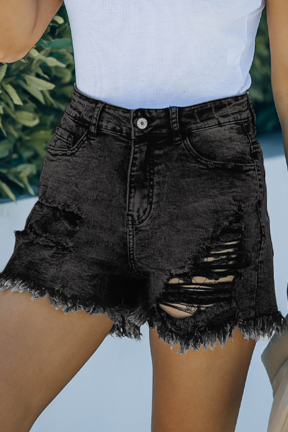 Frayed Hem Mid Waist Denim Shorts