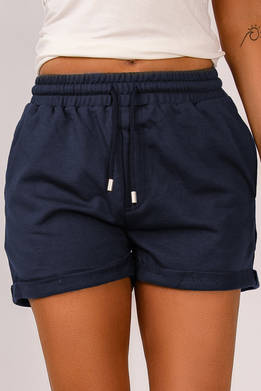 Tie Waist Side Pockets Cuffed Lounge Shorts