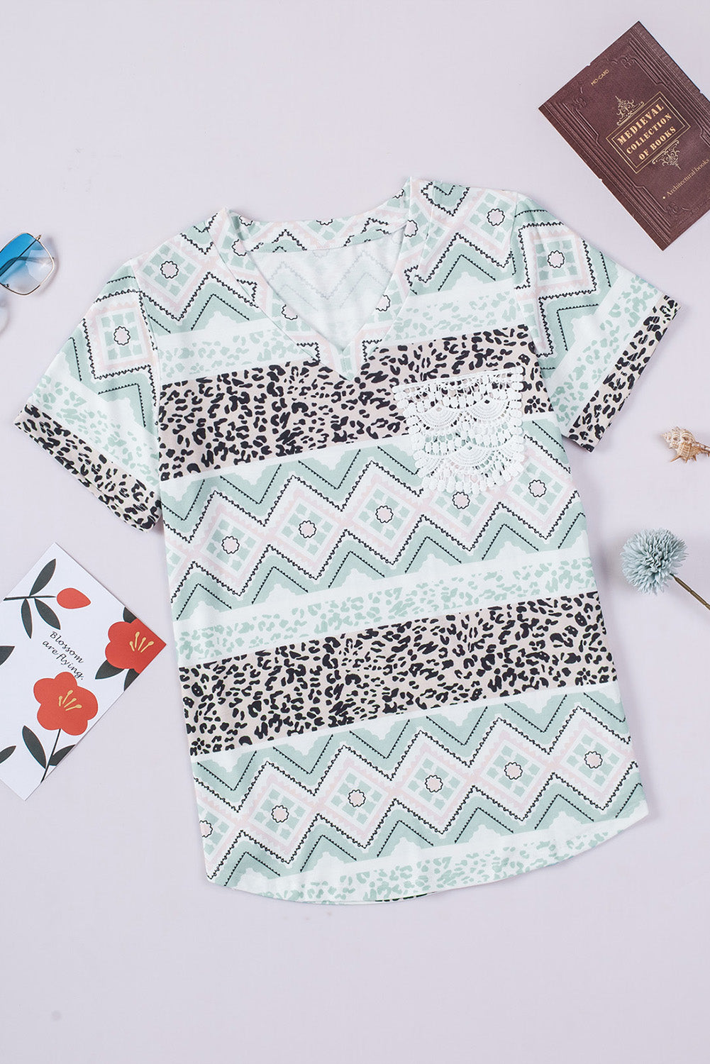 Printed V-Neck Lace Pocket Tee