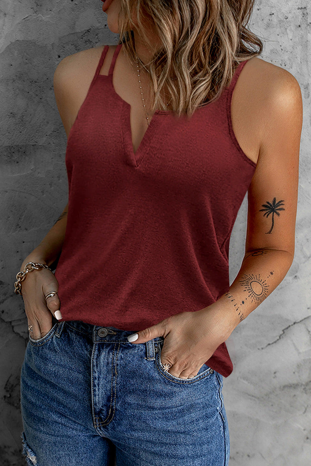 Dual Straps Notched Neck Knit Tank Top