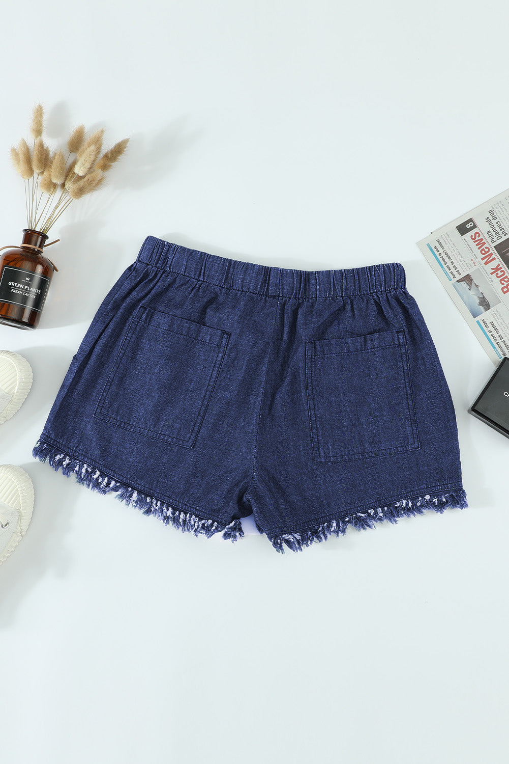 Casual Pocketed Frayed Denim Shorts