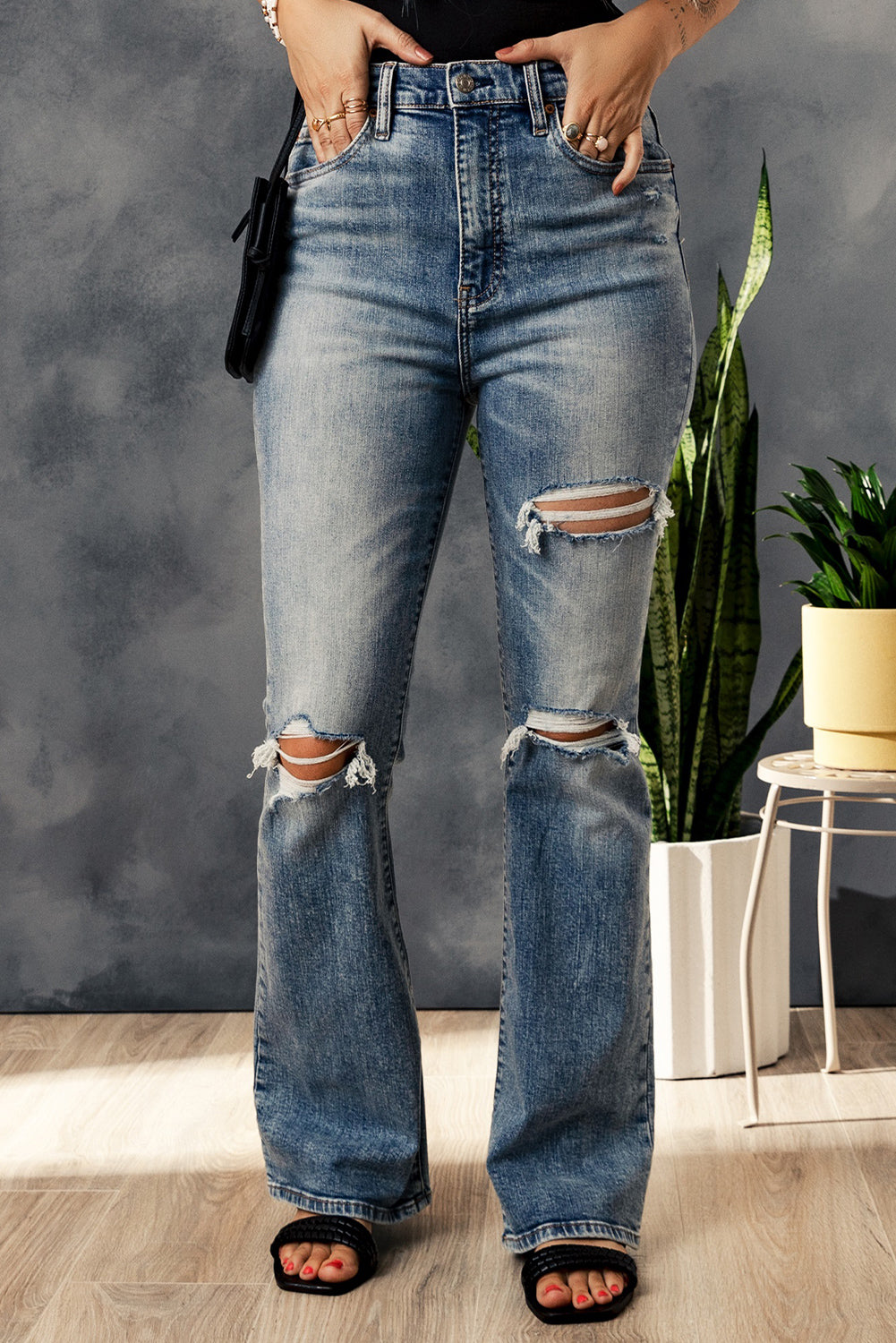 Vintage Wash Open Knee Ripped Jeans