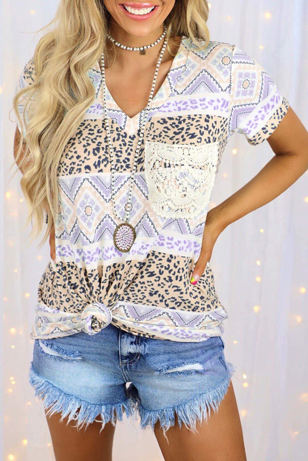 Printed V-Neck Lace Pocket Tee
