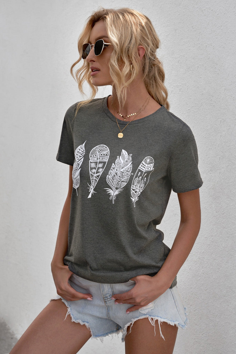 Geometric Feather O-neck T-shirt