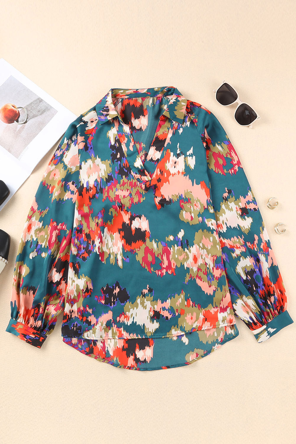 Graffiti Printed V Neck Puff Sleeve Blouse