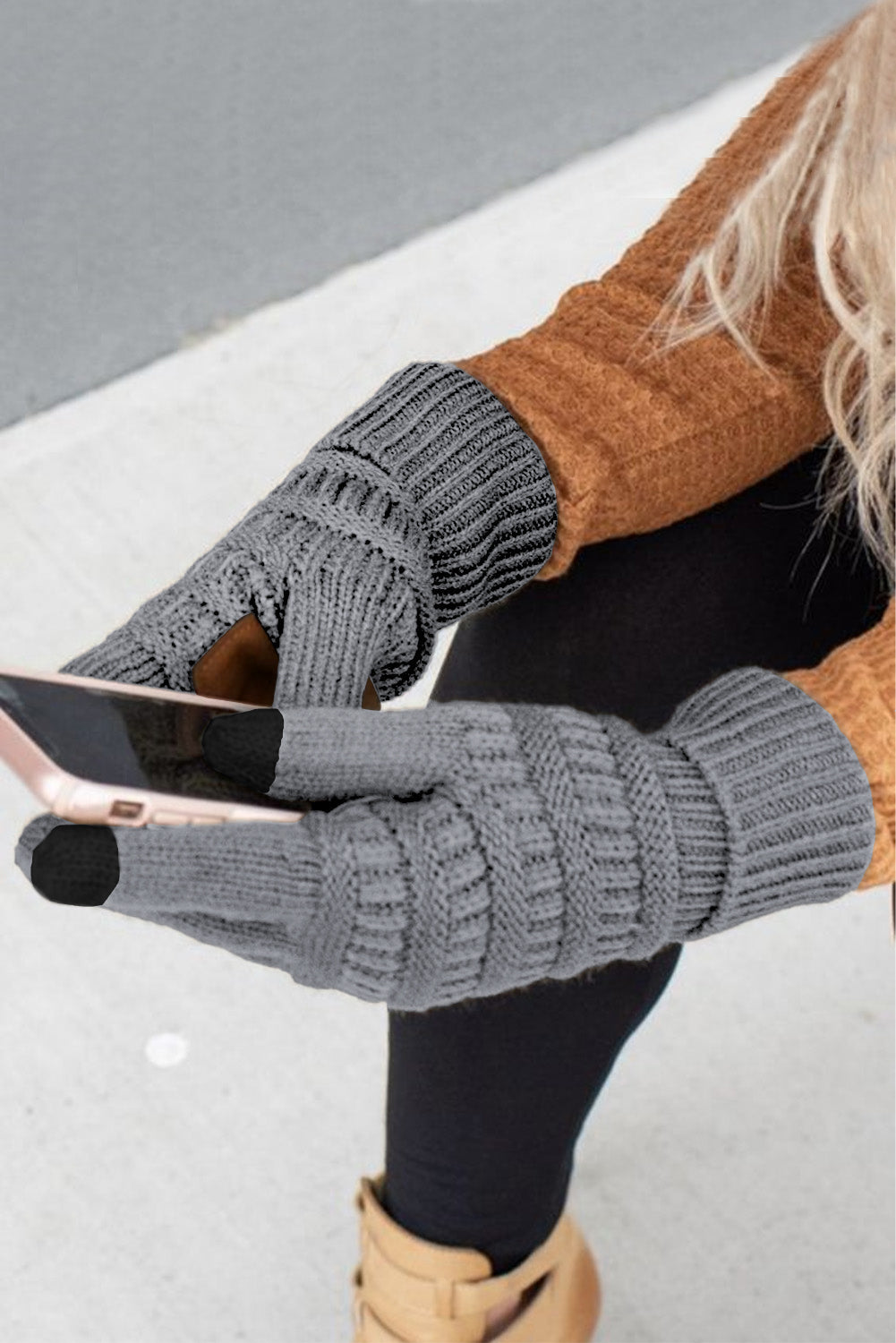 Suede Patch Knitted Winter Gloves