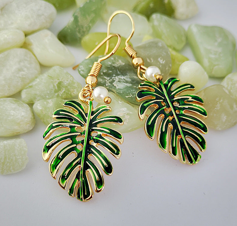 Trendy Boho Green Coconut Leaf Earrings