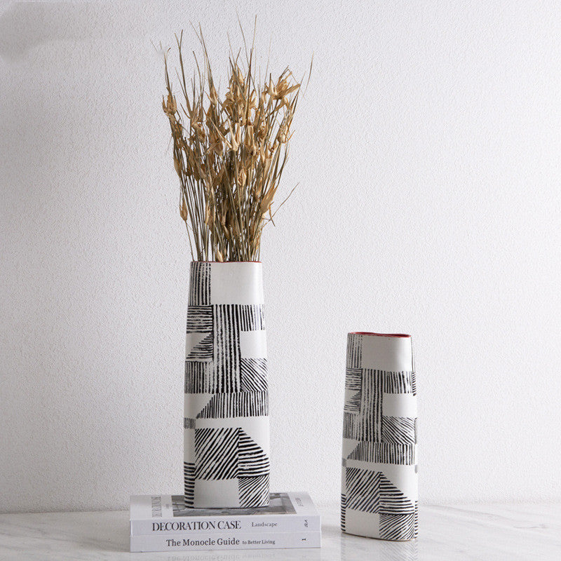 Nordic Minimalist Ceramic Creative Hand-painted Line Vase