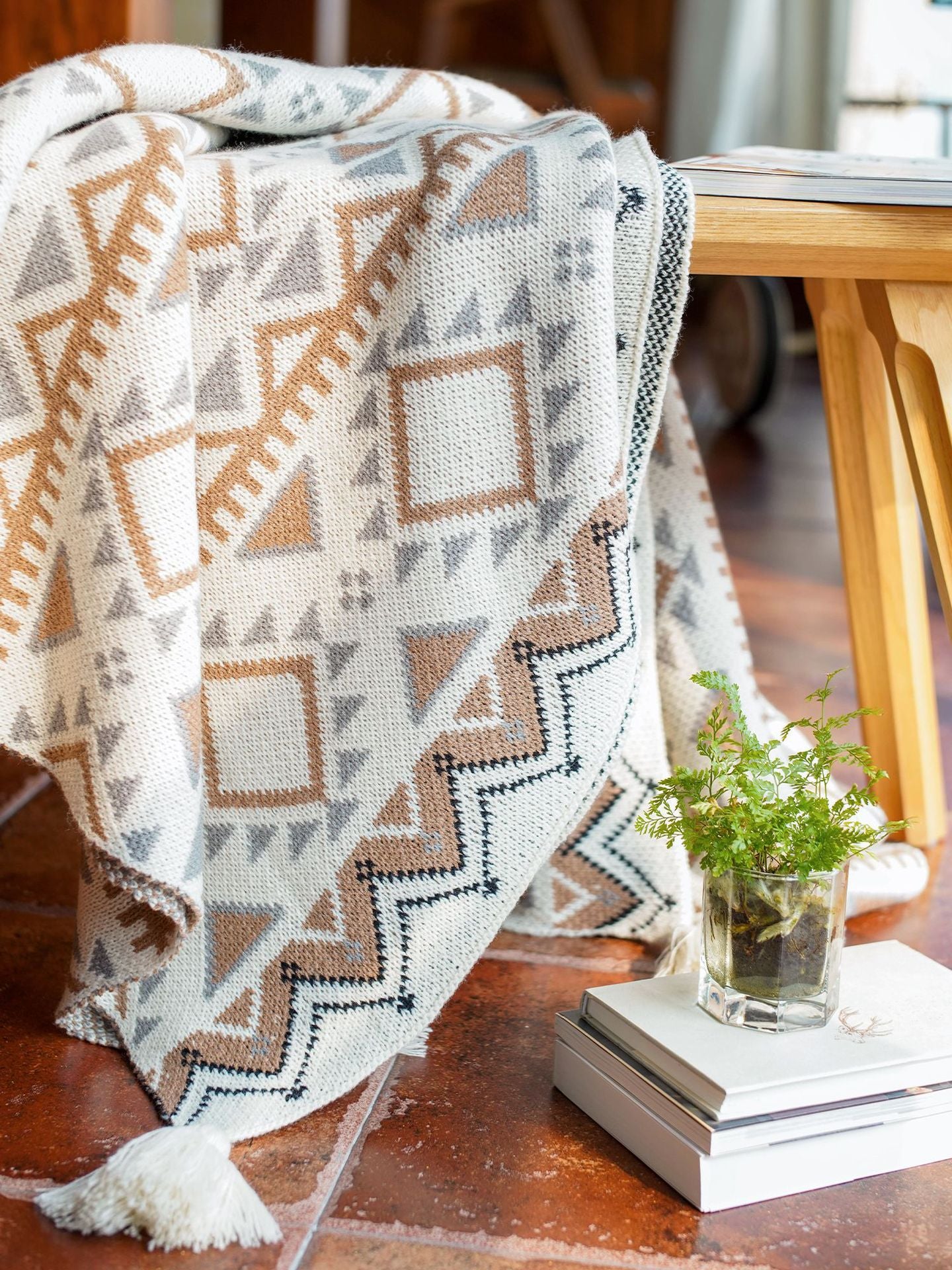 Simple Knitted Wool Bohemian Tapestry