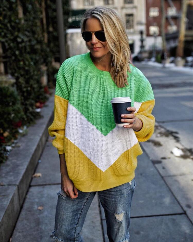 Women's contrast color sweater