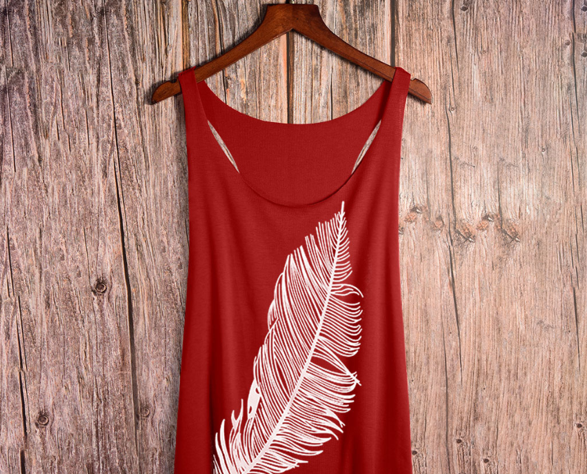 Sexy bottoming shirt with feather print vest