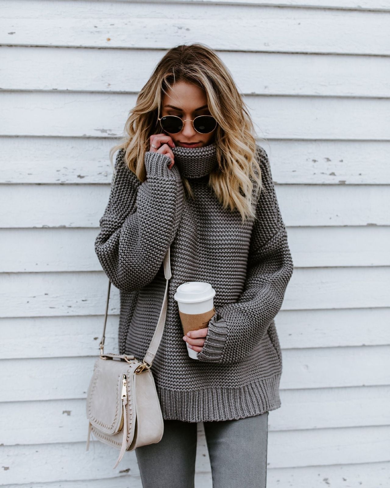 Autumn and winter new sweater temperament commuter high collar pullover sweater