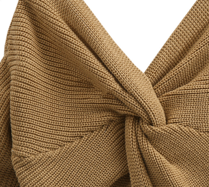 Large neckline V-neck halter head retro solid color sweater two wearing bat sweater coat