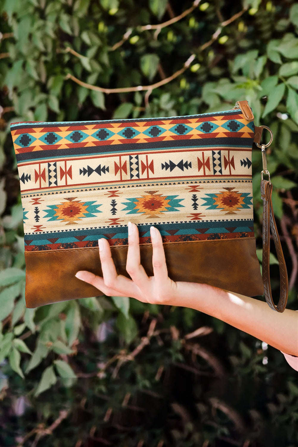 Multicolor Western Aztec Print Zipper PU Leather Clutch