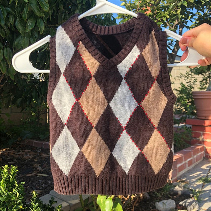 Rhombus Check Outer Sleeveless V-neck Sweater