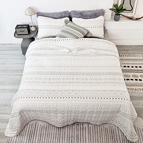 JANZAA Quilt Boho Quilt Set Boho Bedding Bedspreads Queen Size,3 PCS Bohemian Quilt Set with Geometric Printed for All Season(Two Pillow Cases)
