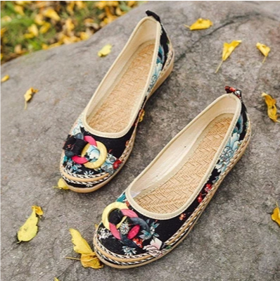 Ethnic style shallow mouth shoes