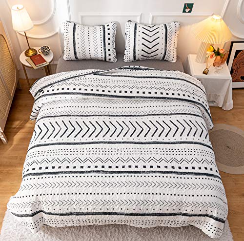 JANZAA Quilt Boho Quilt Set Boho Bedding Bedspreads Queen Size,3 PCS Bohemian Quilt Set with Geometric Printed for All Season(Two Pillow Cases)