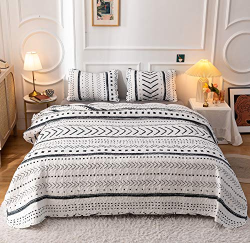 JANZAA Quilt Boho Quilt Set Boho Bedding Bedspreads Queen Size,3 PCS Bohemian Quilt Set with Geometric Printed for All Season(Two Pillow Cases)