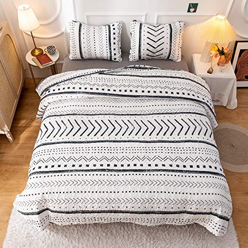 JANZAA Quilt Boho Quilt Set Boho Bedding Bedspreads Queen Size,3 PCS Bohemian Quilt Set with Geometric Printed for All Season(Two Pillow Cases)