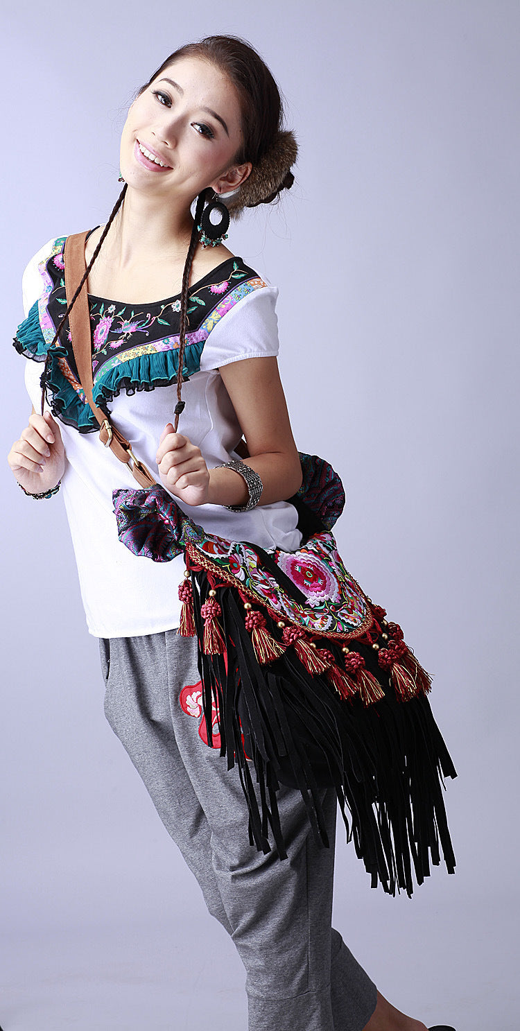 Ethnic style embroidered bag