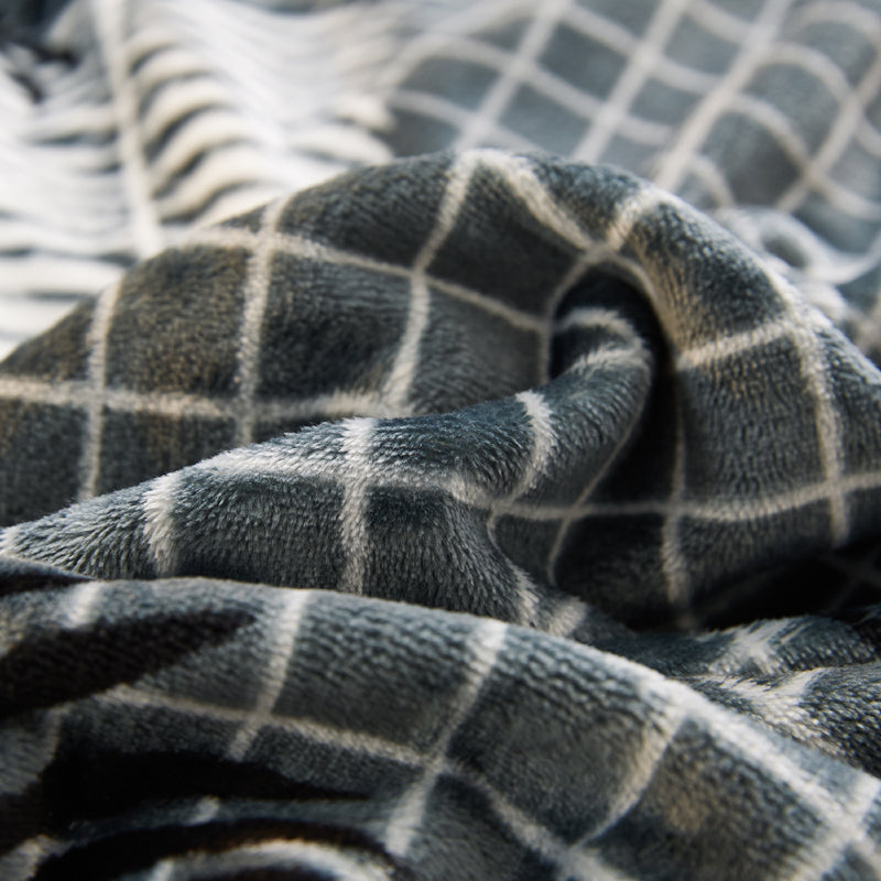 Student's Thick Coral Fleece Single Blanket