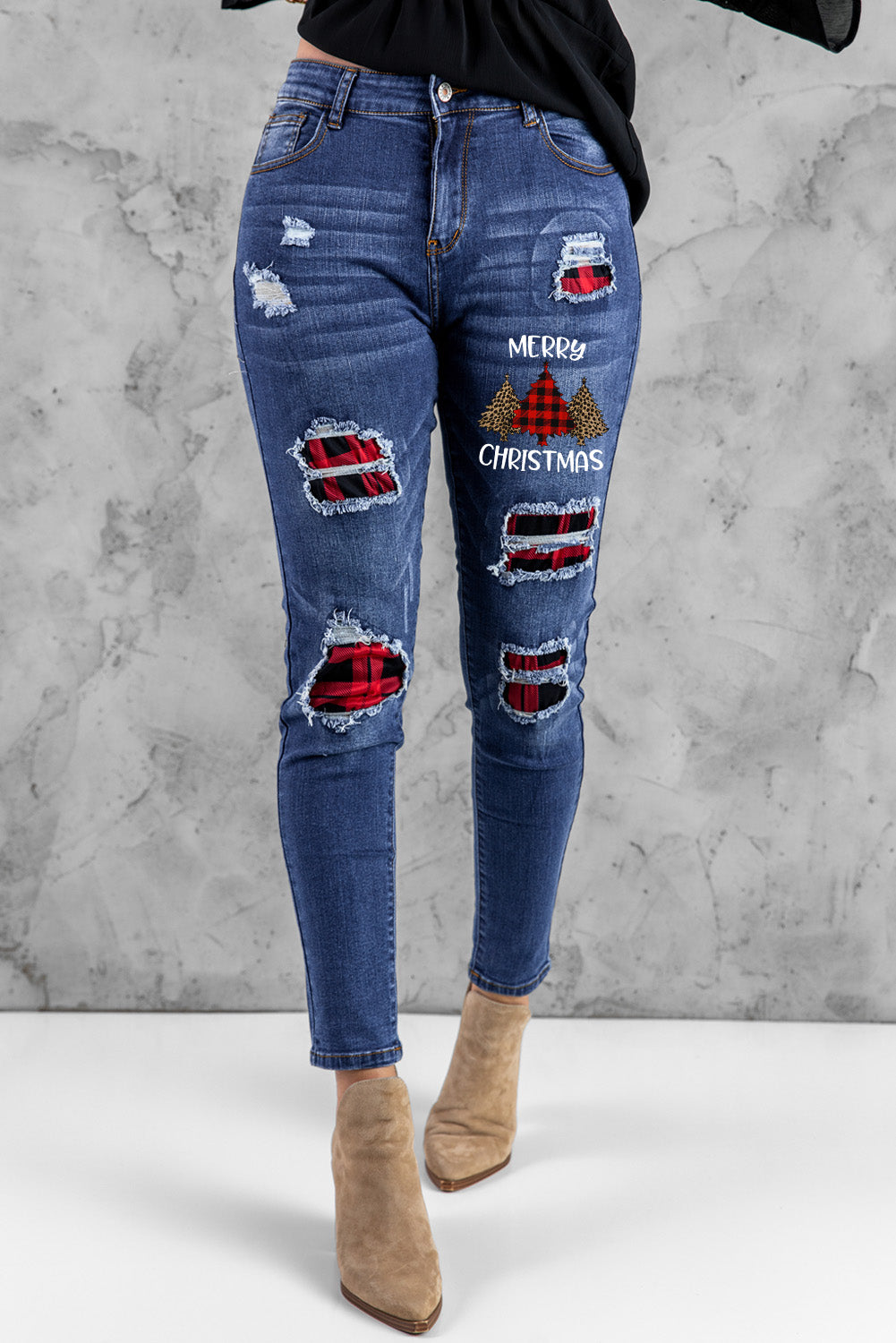 Floral Patch Destroyed Skinny Jeans