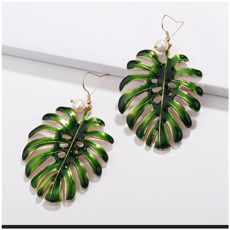 Trendy Boho Green Coconut Leaf Earrings