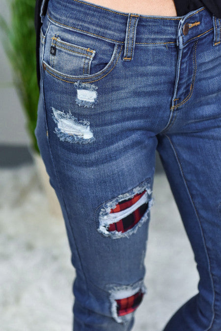 Floral Patch Destroyed Skinny Jeans
